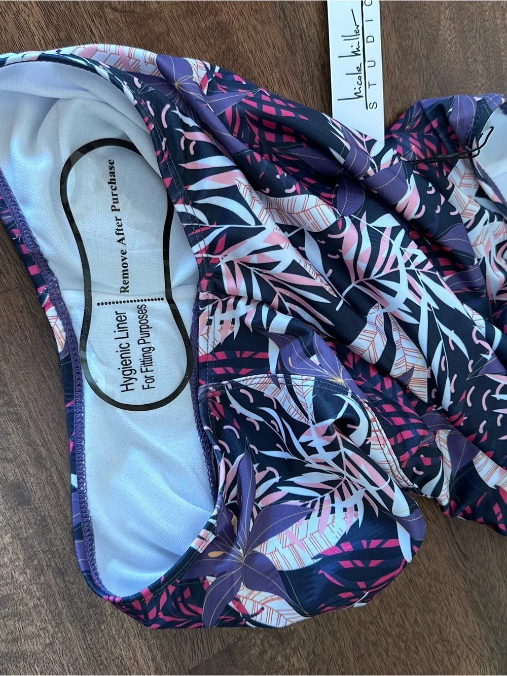 Nicole Miller bold floral